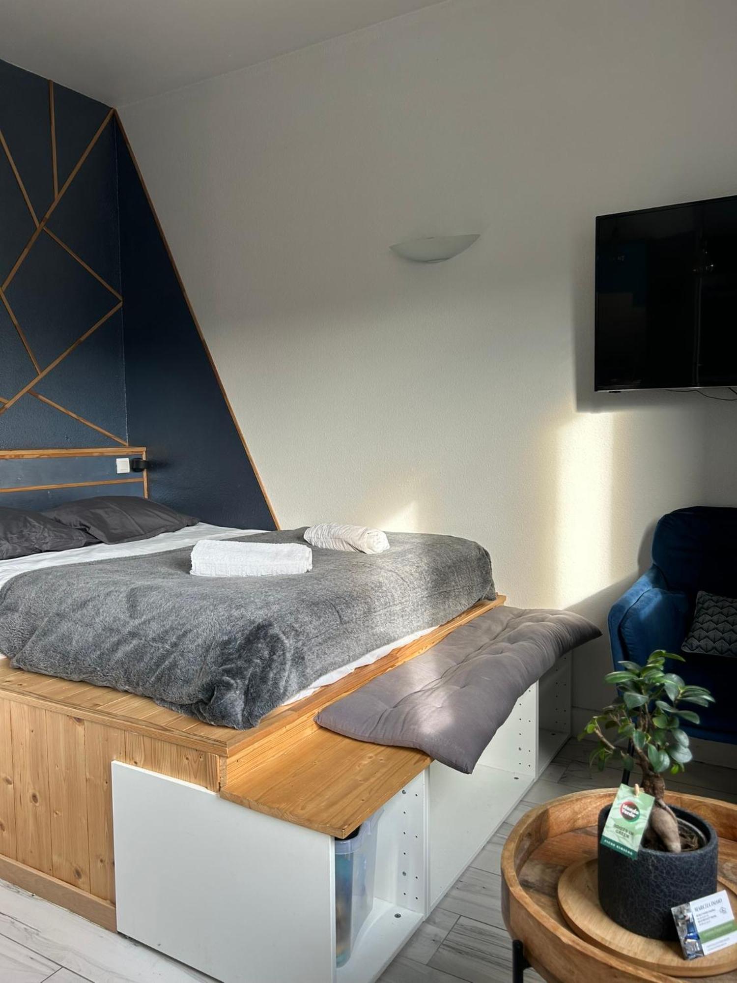 Superbe Studio Cosy Et Atypique 3 Etoiles Montbéliard Exterior foto